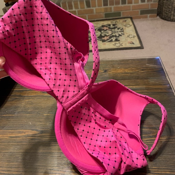 SOLD!!  Pink & Black Cacique 46DDD Underwire Bra - Picture 12 of 12
